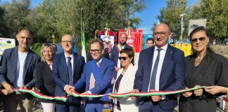 Il ponte di barche di Torre d’Oglio fa cento e guarda al futuro