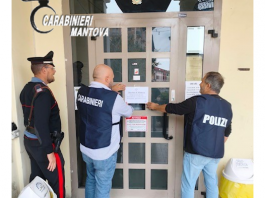 Disordini e aggressione con coltello nel bar ritrovo di pregiudicati: chiuso l’Odeon di Bozzolo