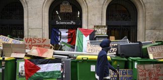 Francia, esplode la protesta dei liceali: oltre 200 feriti. Stop alle granate della polizia