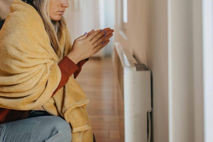 freddo-termosifone-spento-canva