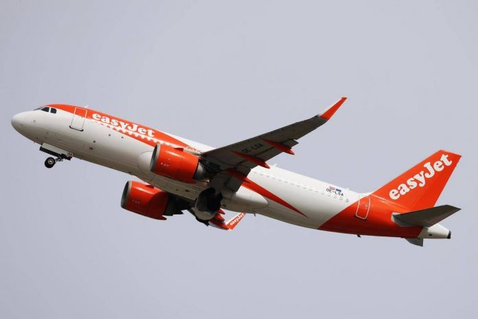 ftg_ipa56459413_easyjet_aereo_ipa