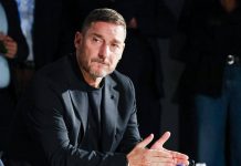 Totti e la paura del Covid: “Stavo per morire, mi ha chiamato Pier Silvio Berlusconi”