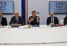 Caro carburanti, G7 si mobilita: “Misure decisive”. Macron: “Lavoriamo per ridurre prezzi”. Meloni: “Sostegno ad azione coordinata su scorte”