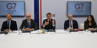 Caro carburanti, G7 si mobilita: “Misure decisive”. Macron: “Lavoriamo per ridurre prezzi”