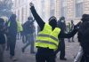 Francia, Gilet Gialli: “Domani in piazza, solo i regimi vietano le proteste”