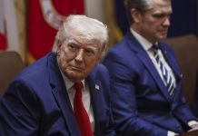 Iran, Hegseth: “Blocco Hormuz ferreo, Trump ha opzioni”. Mosca si propone: “Russia può essere mediatore”