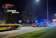 San Giorgio Bigarello, scontro tra due auto nella notte: donna in ospedale