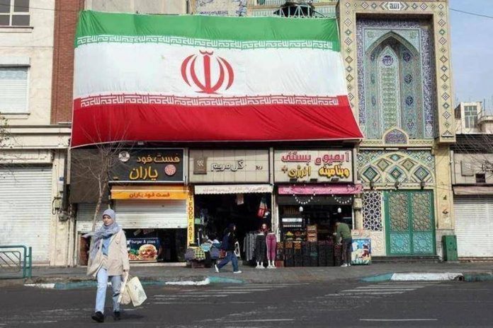iran_bandiera_afp