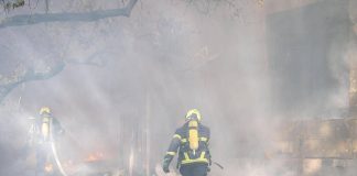 Guerra in Ucraina, missili russi nella notte su Kiev: “Almeno due morti”