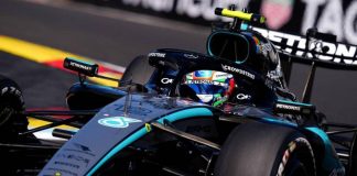 Formula 1, oggi gara sprint Gp Singapore: Russell a muro, Verstappen in testa – Diretta