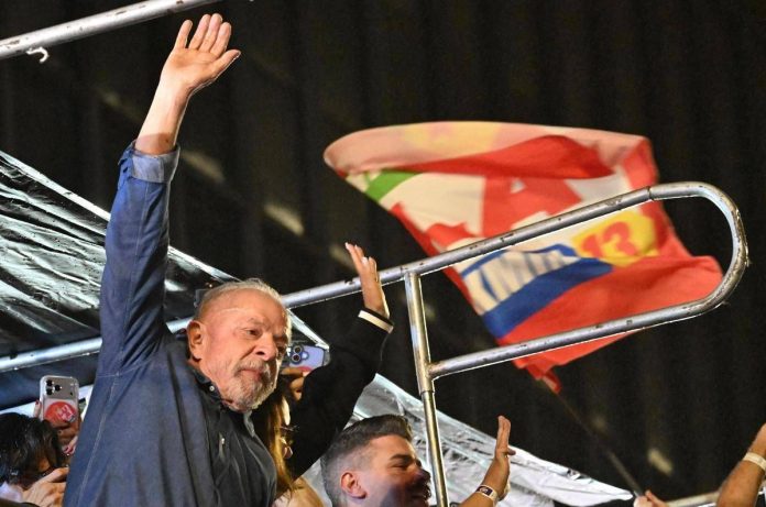 lula_brasile_vittoria_afp_2_