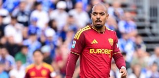 Roma, Malen si scusa per il rosso. La furia dei tifosi: “Un’altra rapina…”