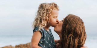 Bonus mamme 2026, domande al via: contributo fino a 720 euro, a chi spetta e come richiederlo
