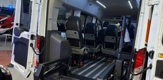 Porto Emergenza acquista un nuovo pulmino: ogni giorno trasporta 20 ragazzi con disabilità