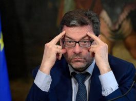 Manovra, Giorgetti: “Burrasca all’orizzonte, ma l’Italia non è spendacciona”