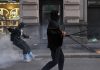 Corteo a Milano, il ‘kit del manifestante’ sui social: chat criptate e consigli anti-lacrimogeni