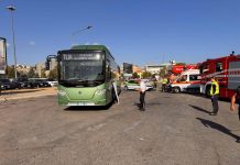 Dramma a Pescara, pullman travolge pedone nel terminal bus: morta una donna
