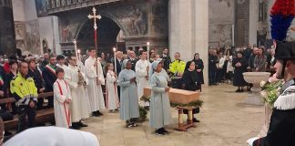 Madre Ignazia, cattedrale gremita ad Asola per il rientro delle spoglie della Beata