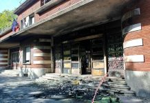Francia, scuola ancora in tilt: 500 licei chiusi dopo protesta violenta