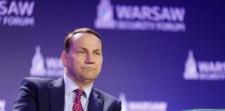 Russia, Polonia avverte Nato: “Preparare risposta forte se attacchi ibridi provocano vittime”