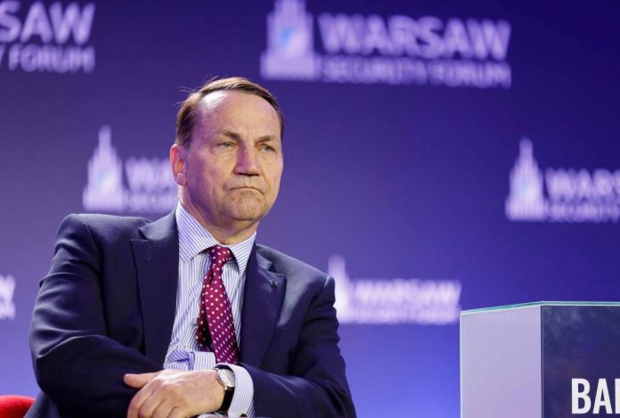 sikorski7_afp