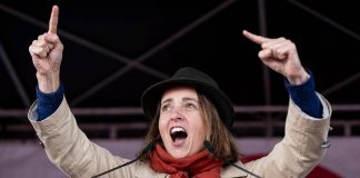 Francia, sindacati verso sciopero generale il 5 novembre