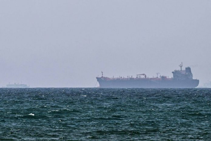 strettohormuz_nave_ipa_fg
