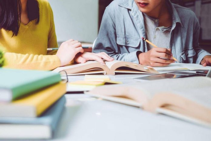studentesse_canva