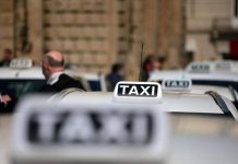 Caro carburanti, protesta dei taxi il 26 ottobre sotto il Mef