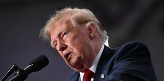 Ucraina, Trump apre a super vertice con Putin e Xi: “E’ ora che qualcuno negozi al posto di Zelensky”