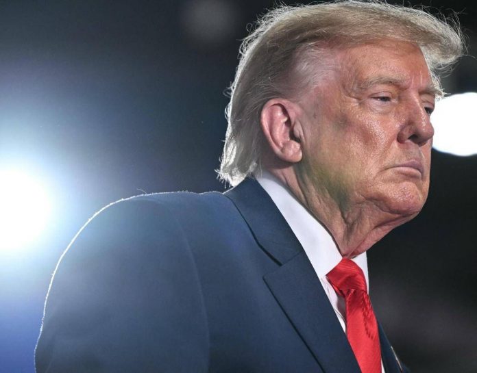 trump_primo_piano_1010_afp
