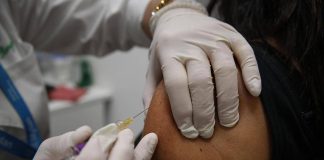 Vaccino antinfluenzale, il calendario delle Regioni: date, chi può farlo gratis
