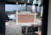 Suzzara, spacca la vetrata del bar dopo il rifiuto di servirgli alcol