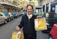 “Contro aggressioni mi muovo solo in auto e di giorno”: vita da rider, la storia di Gianluca