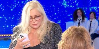 Domenica In, Mara Venier intervista Barbara d’Urso e… squilla il telefono: “Non hai ancora imparato?”